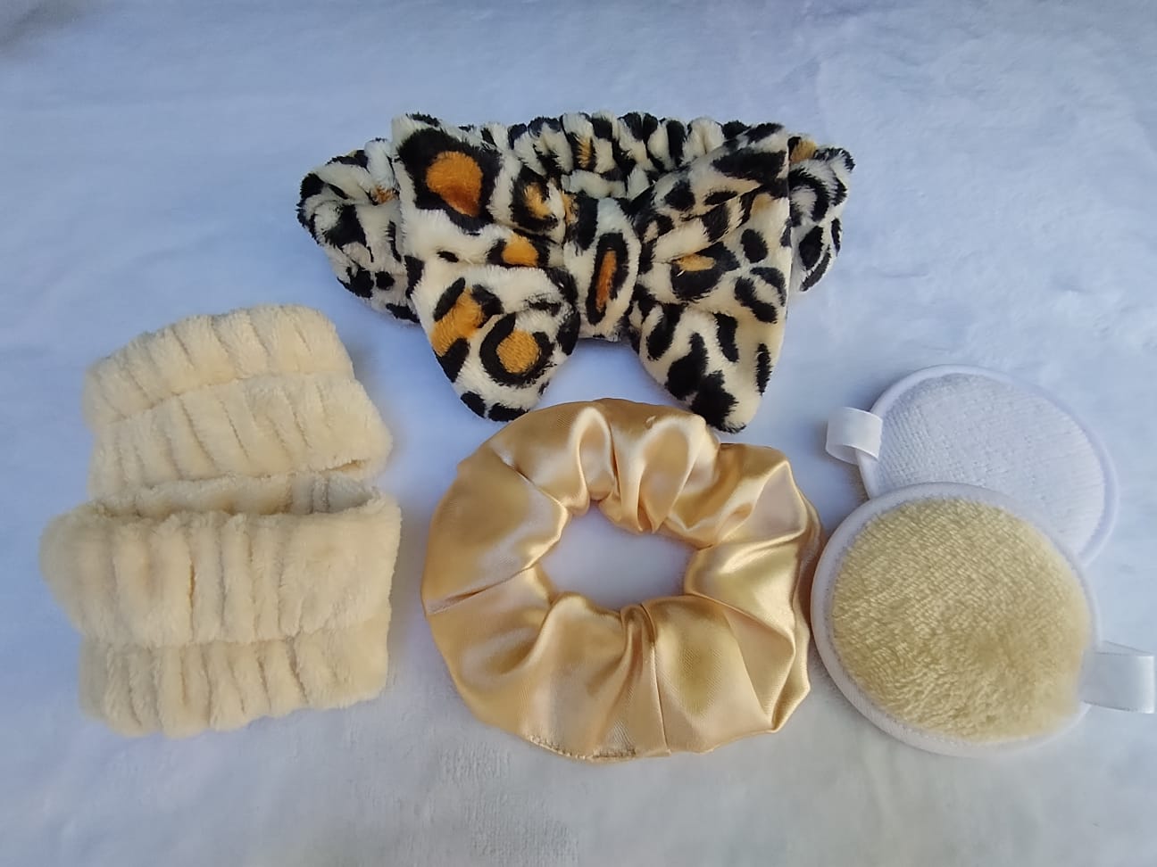 Set Completo de Skincare Facial – Vincha + Muñequeras + Pads Reutilizables